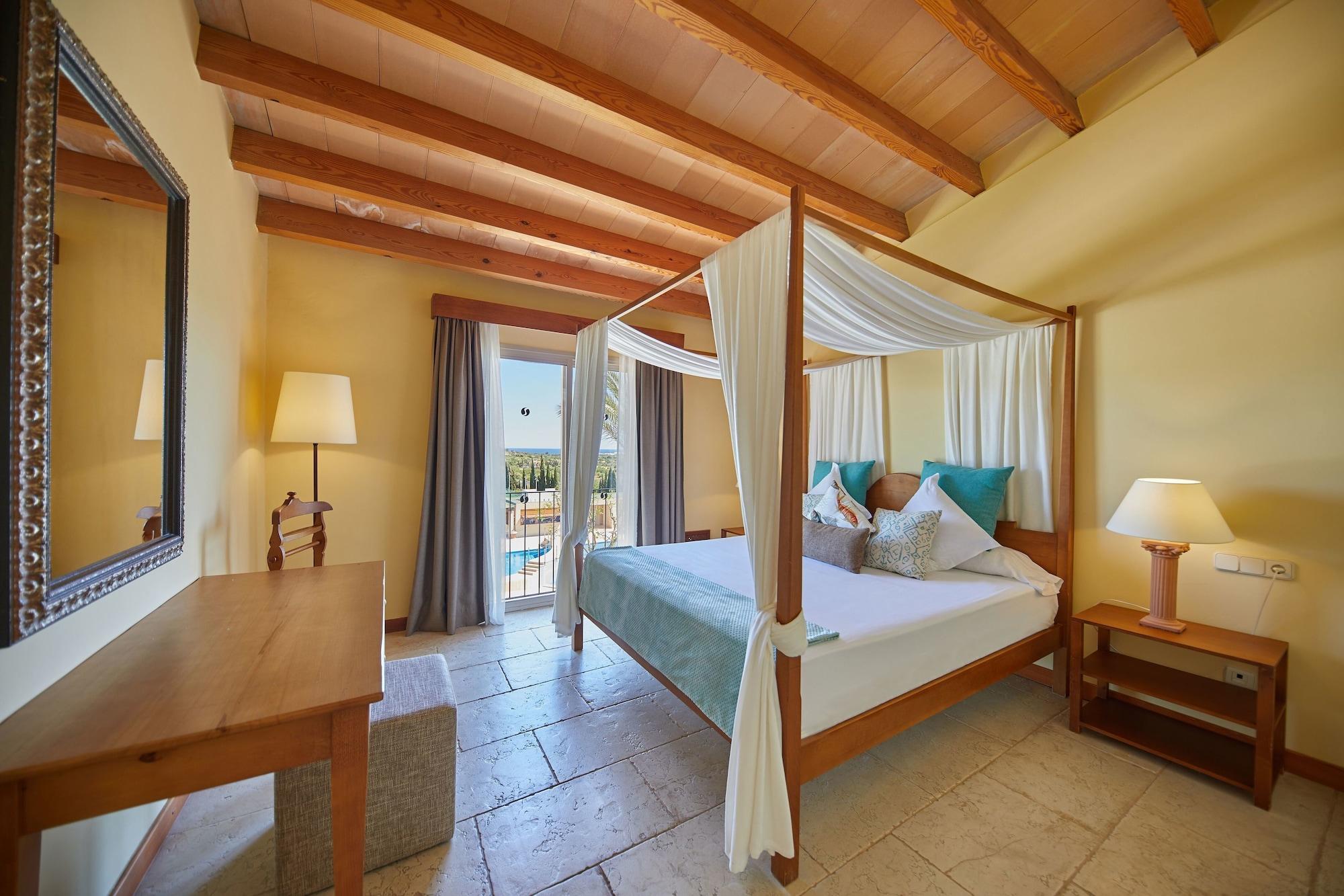Pula Suites Boutique Resort Son Servera  Extérieur photo